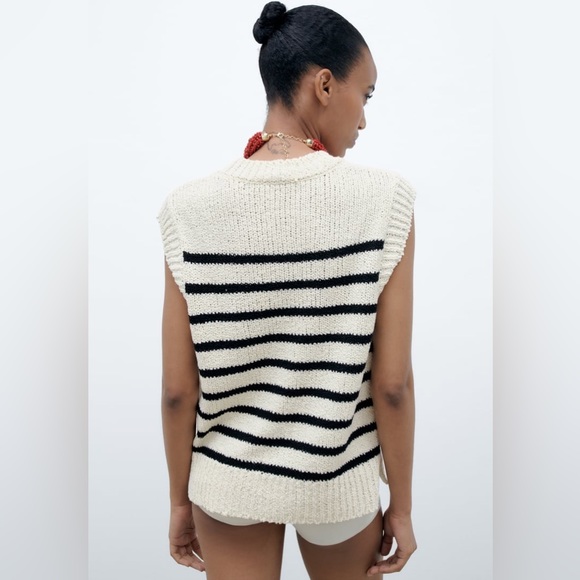 Zara Striped Knit Vest - Picture 4 of 7